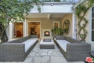 821 N Whittier Dr - Photo 3 of 8