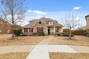 5128 Oceana Dr - Photo 1 of 1