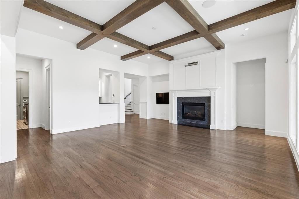 807 Jensen St - Photo 2 of 29