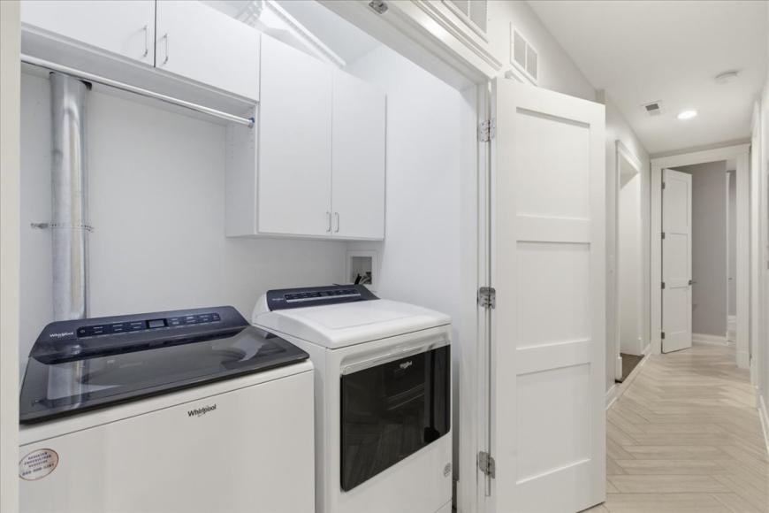 850 W Lill Ave - Photo 2 of 10