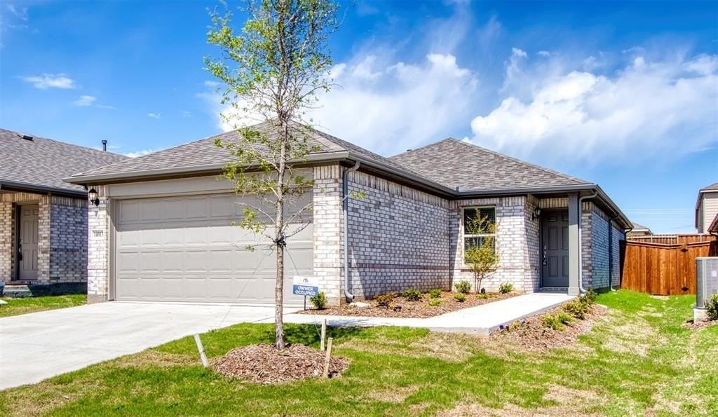 14013 Drover St - Photo 2 of 25