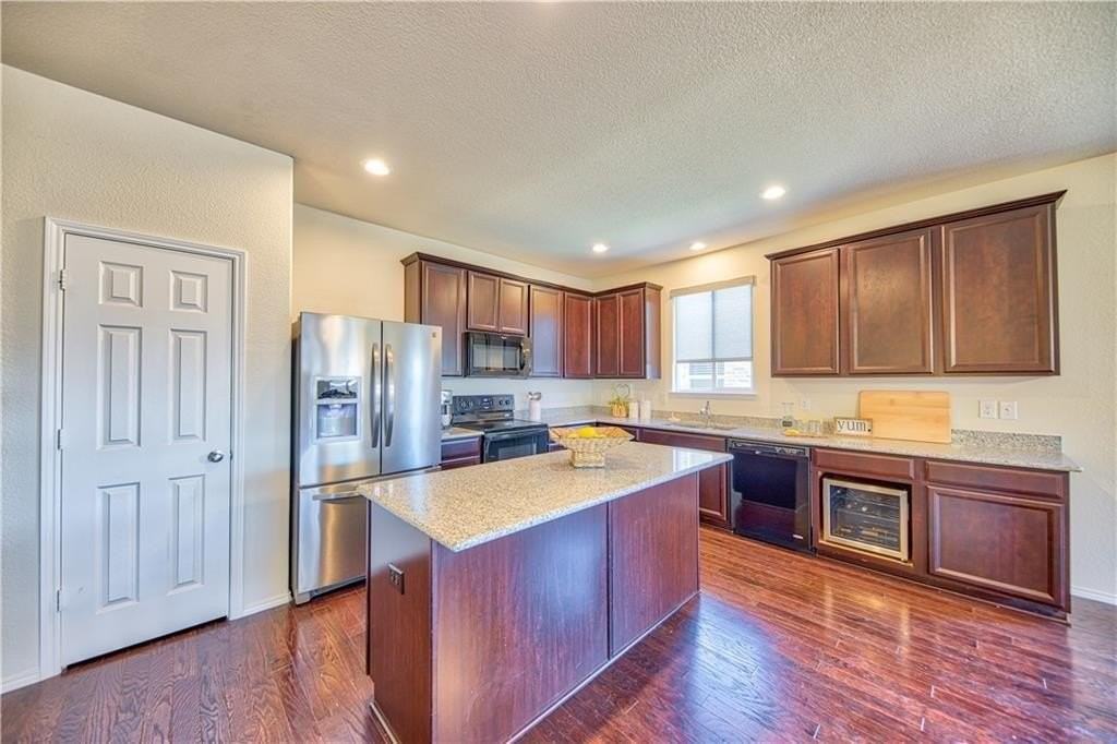 2344 Bermont Red Ln - Photo 7 of 29