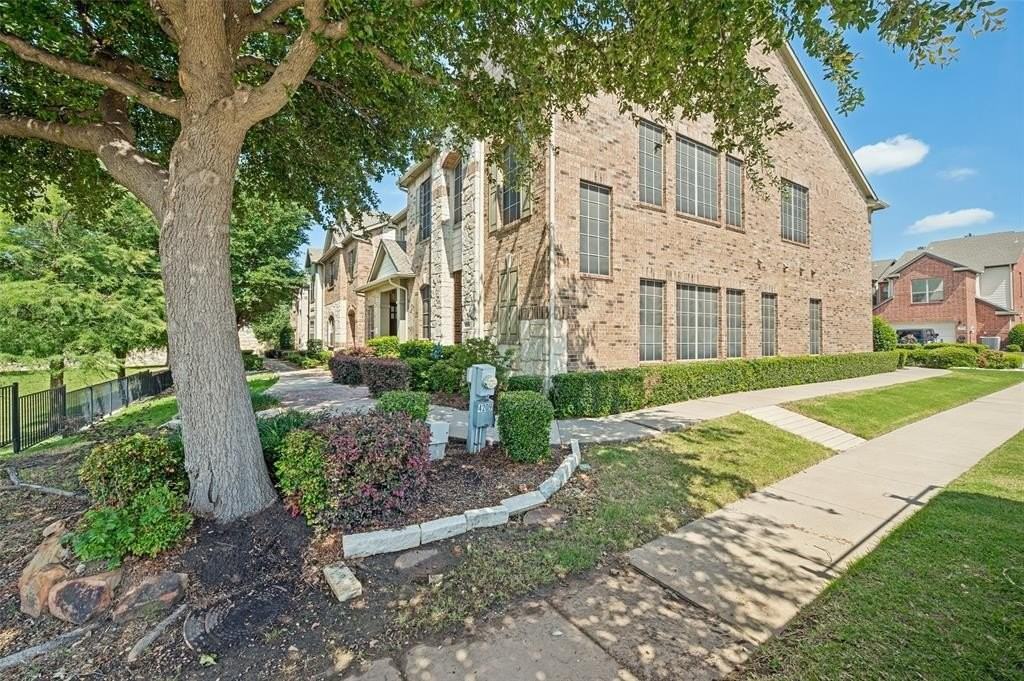 4213 Swan Forest Dr #B - Photo 2 of 18