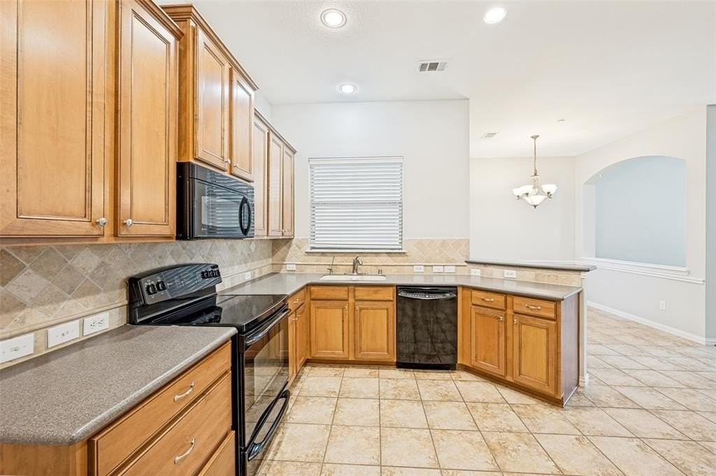 4213 Swan Forest Dr #B - Photo 7 of 18