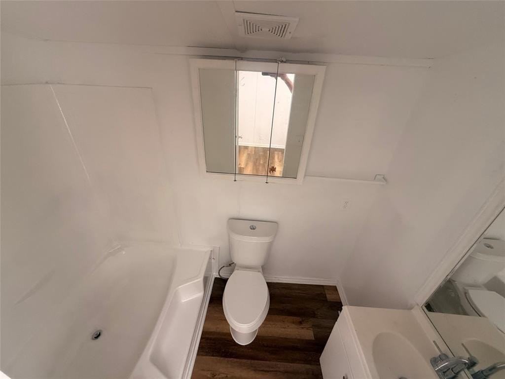 541 Simmons Way #8 - Photo 6 of 11
