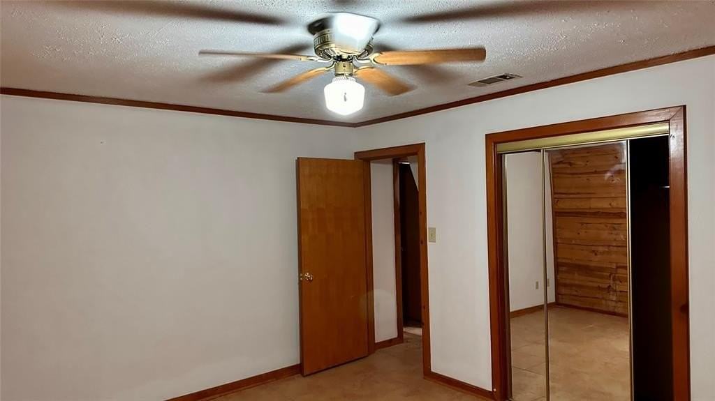 126 N Garza Rd - Photo 7 of 19