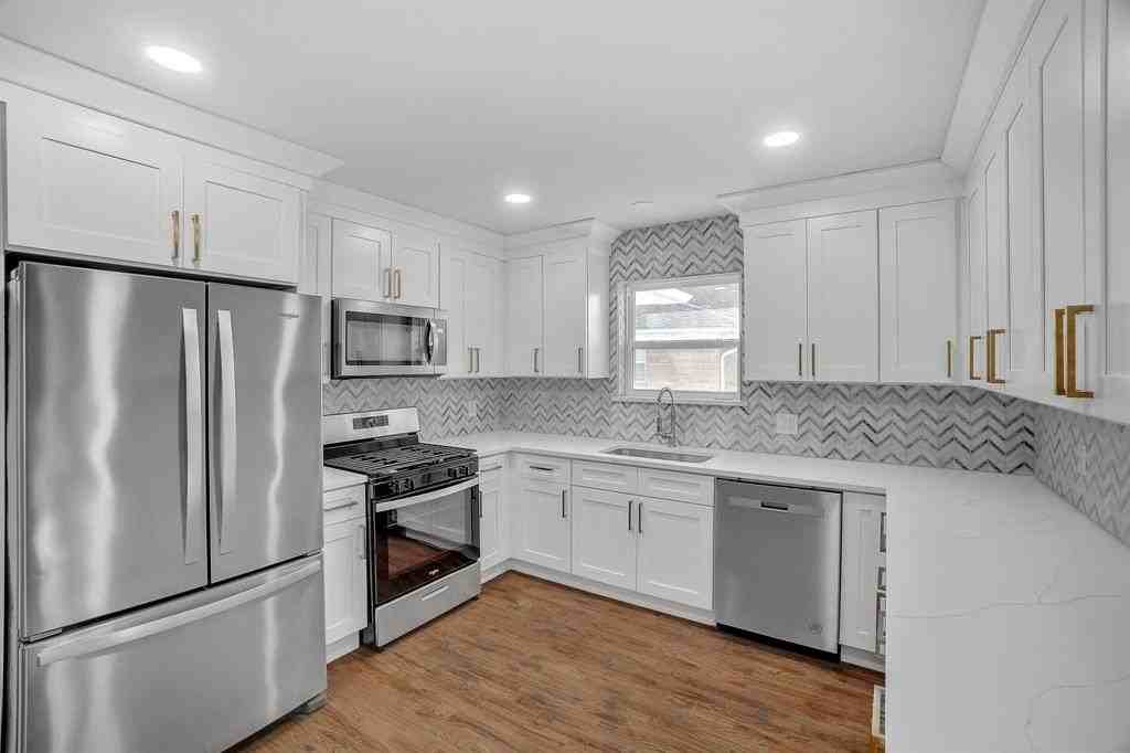 6449 Lontos Dr - Photo 6 of 18