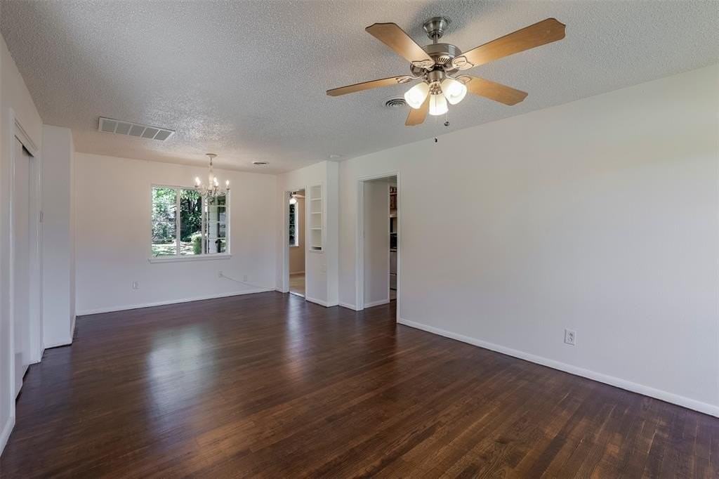 5312 Cahill Oval St - Photo 5 of 19