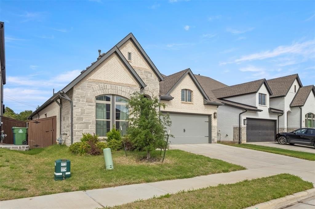 5608 Stewarts Creek Ct - Photo 3 of 27