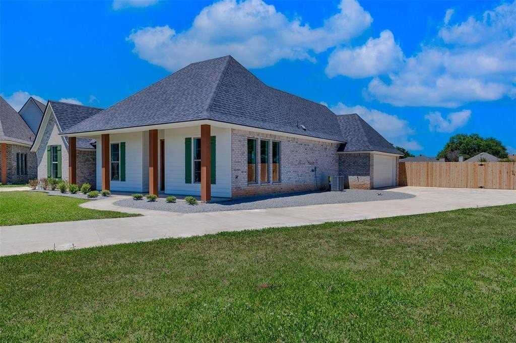 321 Newport Ln - Photo 2 of 20