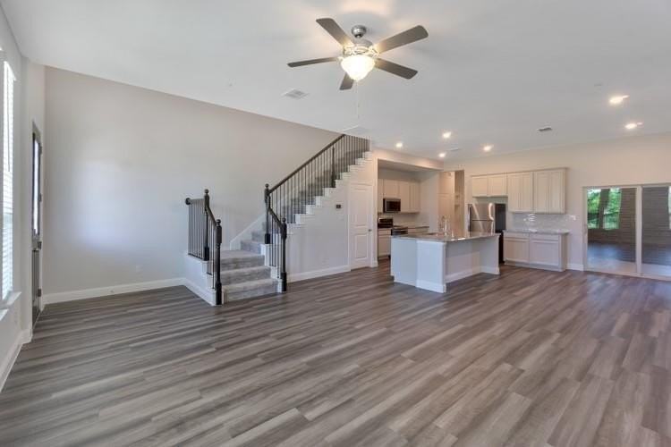 7637 Sunset Blvd - Photo 4 of 24