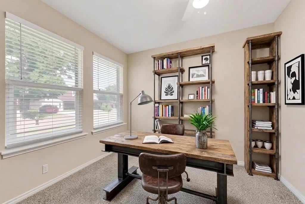 6233 Balcony Ln - Photo 7 of 27