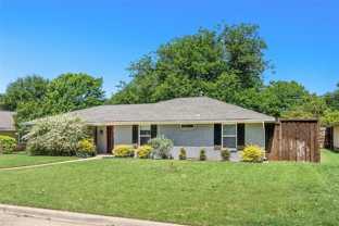 3945 Clubway Ln - Photo 1 of 1