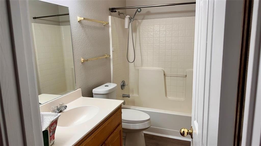 520 Strata Dr - Photo 6 of 8