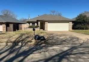4211 Meadow Park Dr - Photo 1 of 1