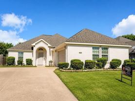 1759 Ridgemar Dr - Photo 1 of 1