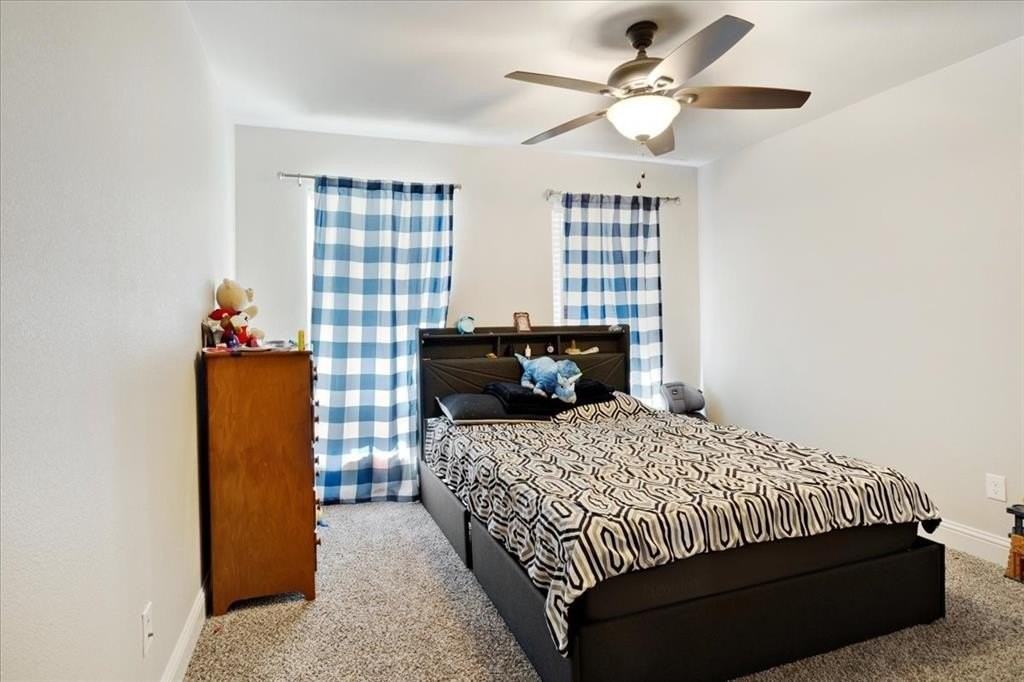 2401 Southridge Ln - Photo 3 of 24