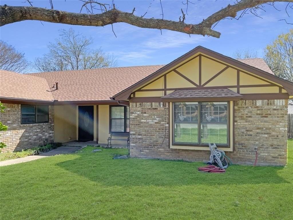 5610 Ember Ct - Photo 2 of 12