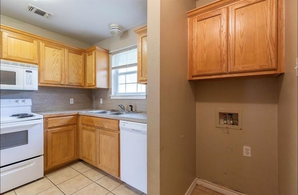 138 Nolan St #B - Photo 2 of 16