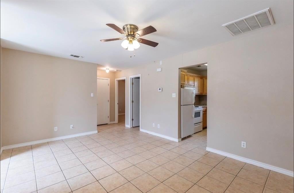 138 Nolan St #B - Photo 7 of 16