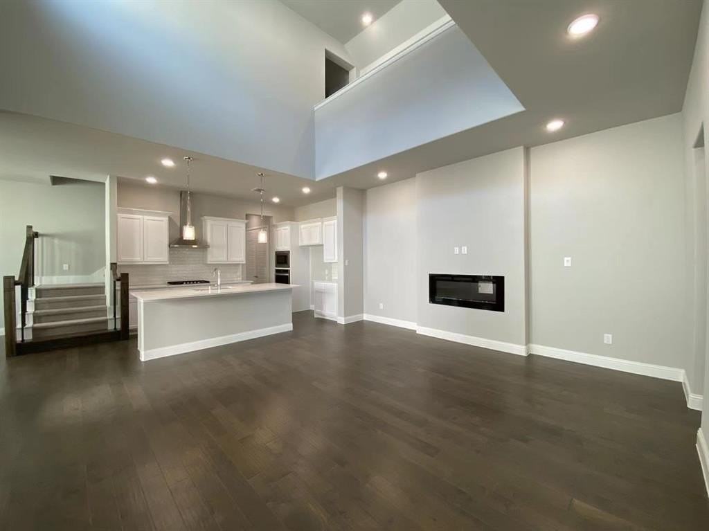 13034 Scissortail Dr - Photo 4 of 30