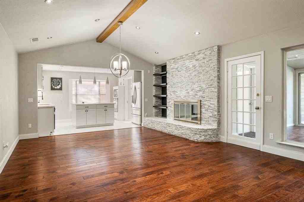 4109 Twilight Trl - Photo 4 of 25