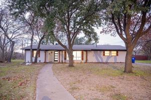 featured image of 12607 Gaslite Cir
