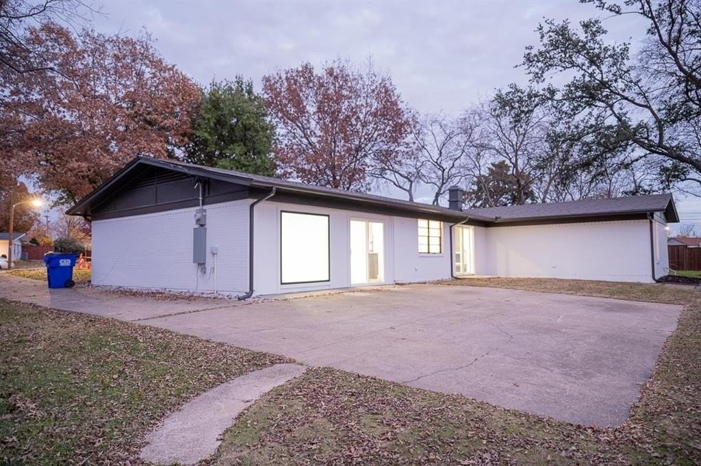 12607 Gaslite Cir - Photo 3 of 16