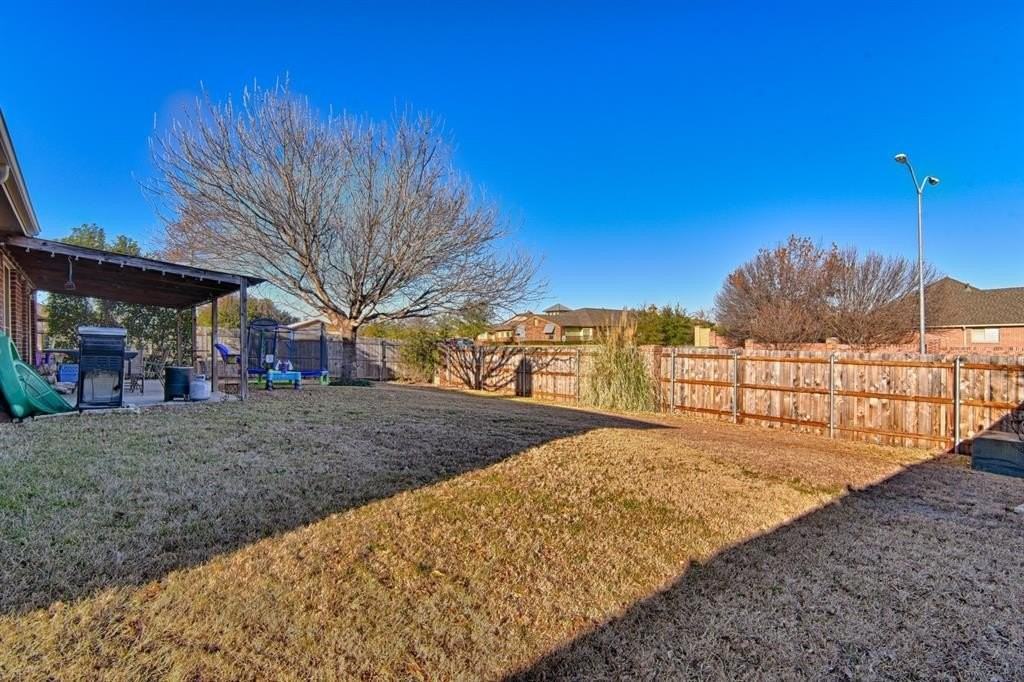 2314 Charleston Dr - Photo 4 of 28