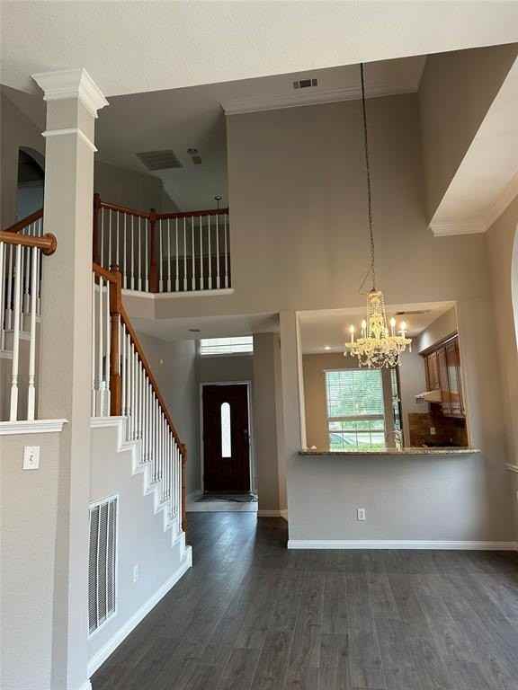 7816 Creekway Ct - Photo 4 of 15