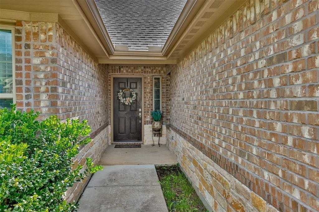 900 Vintage Ave - Photo 3 of 34
