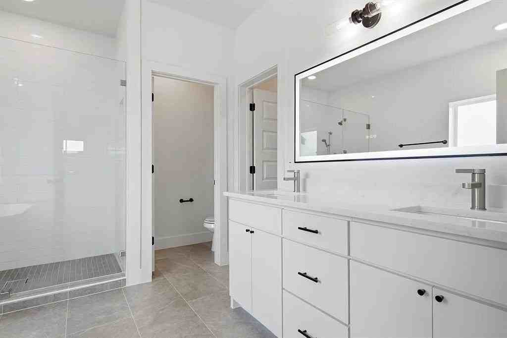 2501 Merlin St - Photo 4 of 15