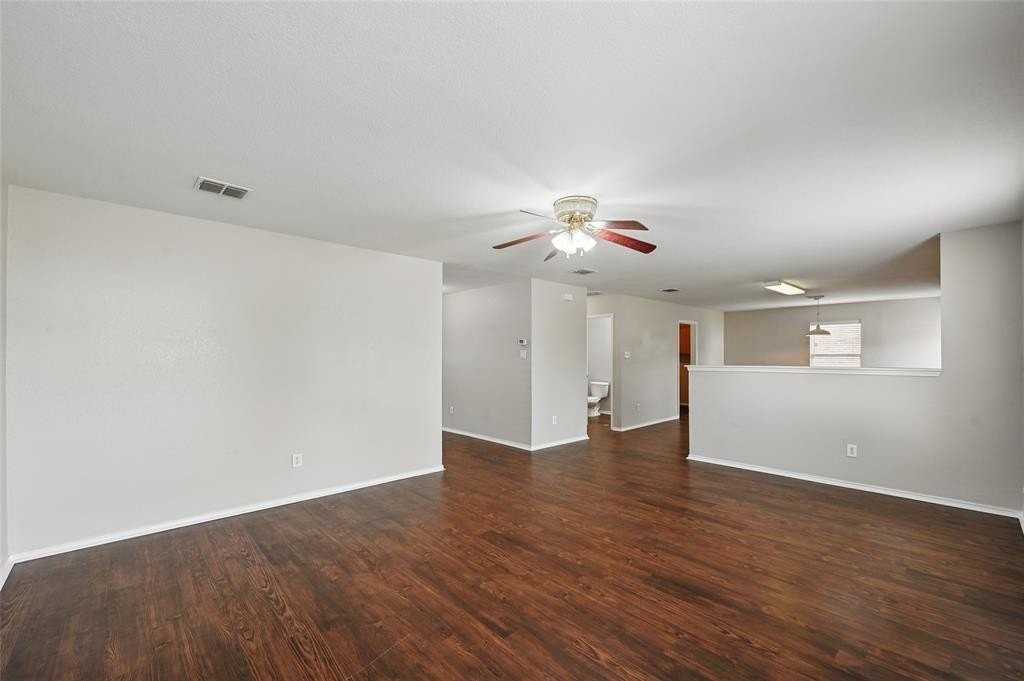 4909 Wildcreek Way - Photo 4 of 21