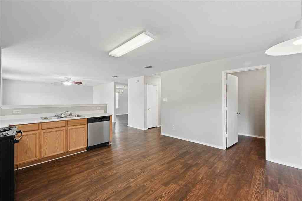 4909 Wildcreek Way - Photo 7 of 21