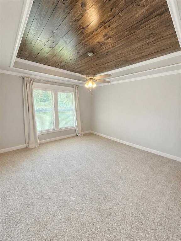 2063 Highpoint Pl - Photo 4 of 10
