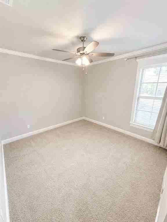 2063 Highpoint Pl - Photo 6 of 10