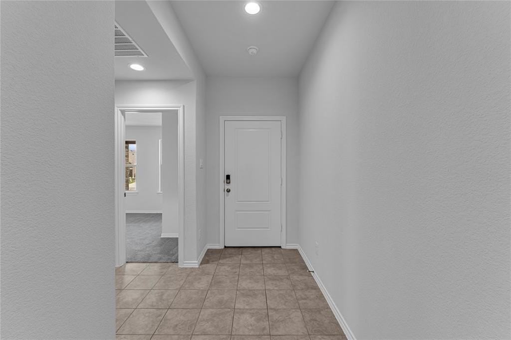 708 Basteen Ln - Photo 2 of 18