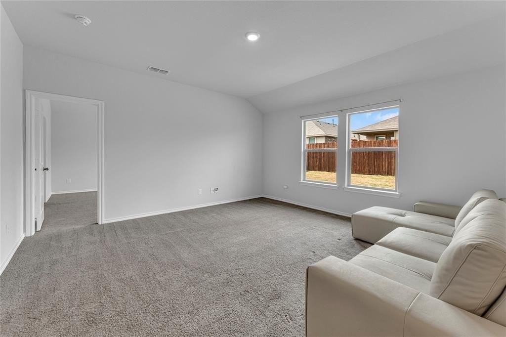 708 Basteen Ln - Photo 6 of 18