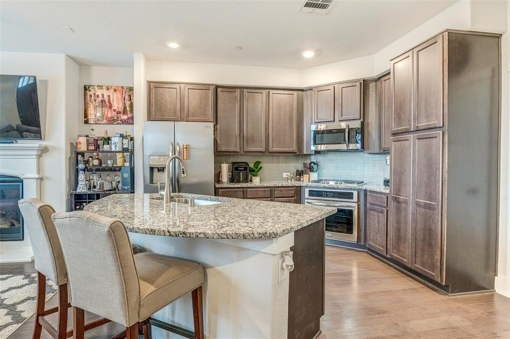 2412 Magalia Ln - Photo 7 of 36