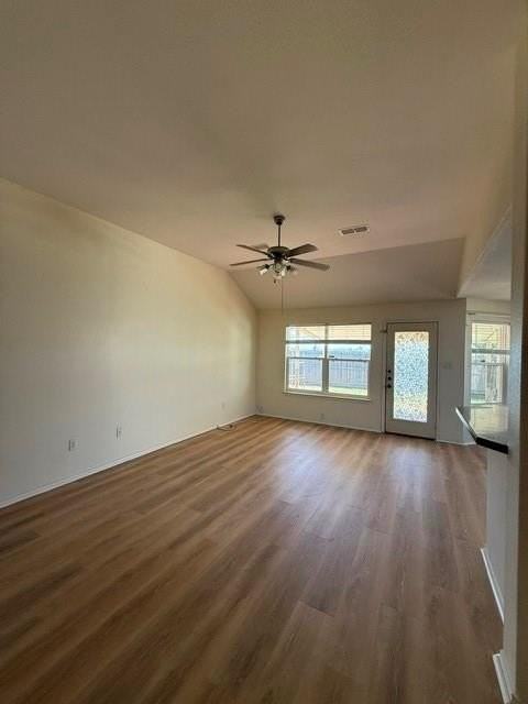 6609 Inverness St - Photo 3 of 20