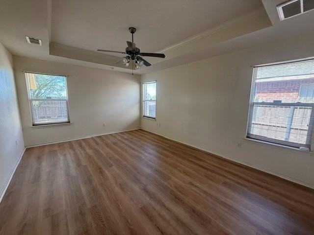 6609 Inverness St - Photo 5 of 20