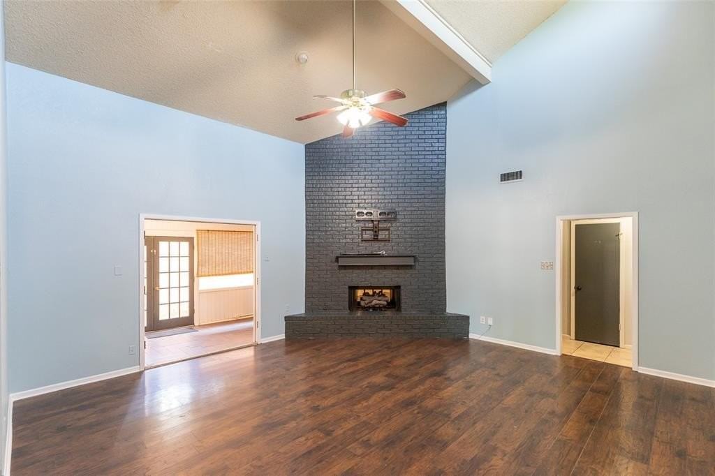 2601 Edgemont Dr - Photo 7 of 33