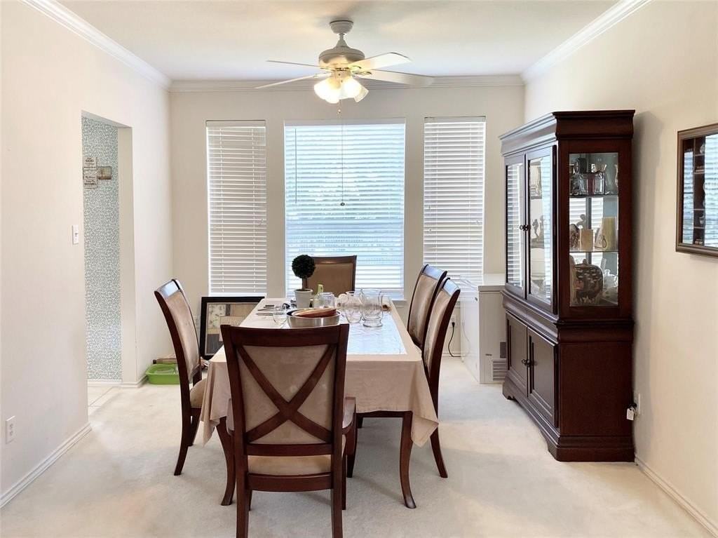 9224 Longview Dr - Photo 3 of 25