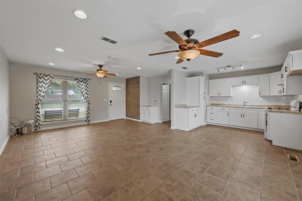 6209 Shadydell Dr - Photo 3 of 19