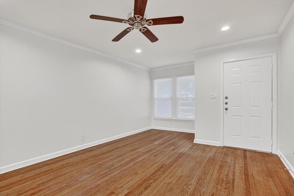 4309 Curzon Ave - Photo 2 of 20