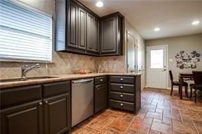 6310 Lange Cir - Photo 6 of 23