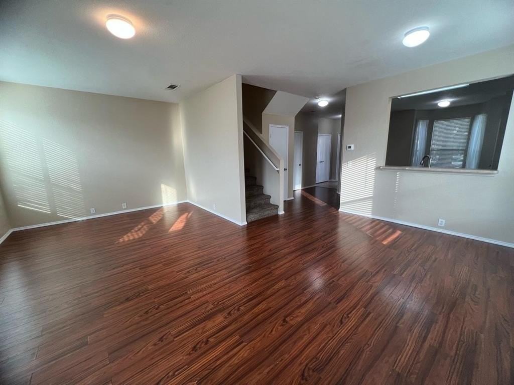 2620 Tilden Dr - Photo 3 of 20