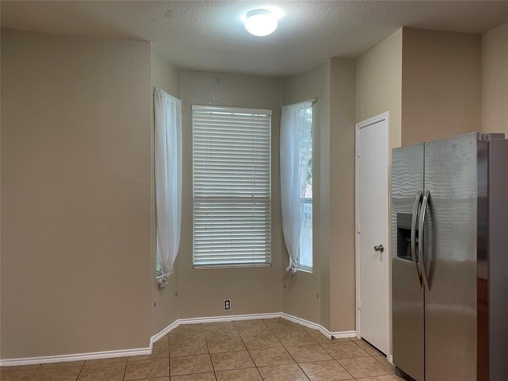 2620 Tilden Dr - Photo 6 of 20