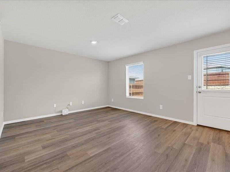 5568 Corduroy Rd - Photo 3 of 23