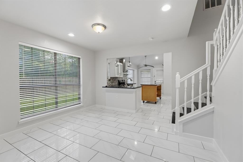 3721 Smartt St - Photo 5 of 27
